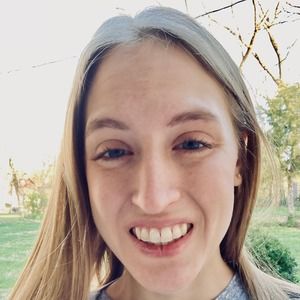 Meet your Posher, Cecelia